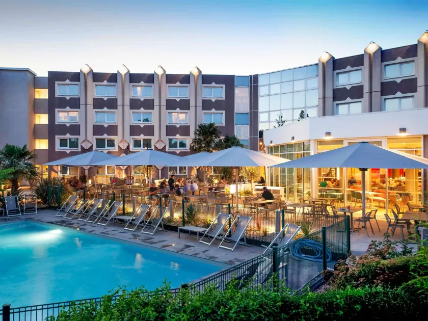 Novotel Clermont-Ferrand - Image 1