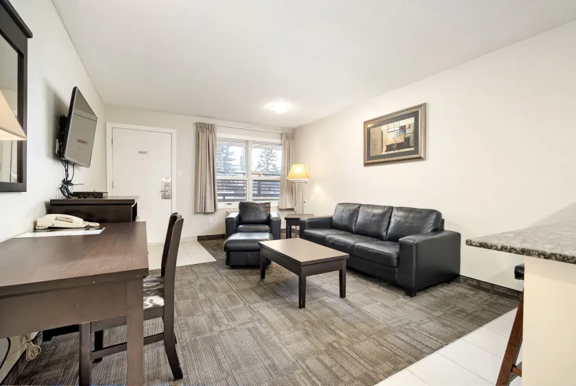 Guest House Inn & Suites - Image 1