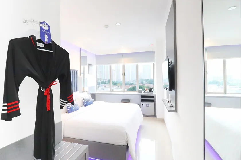 Moritz Biz Gandaria - Image 1