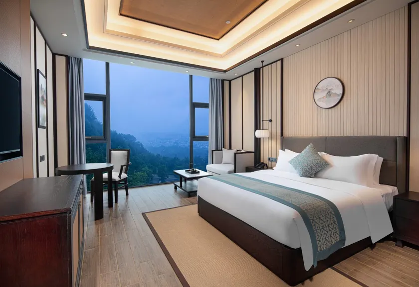 Ramada by Wyndham Xianning Xishan Mountain - Image 1