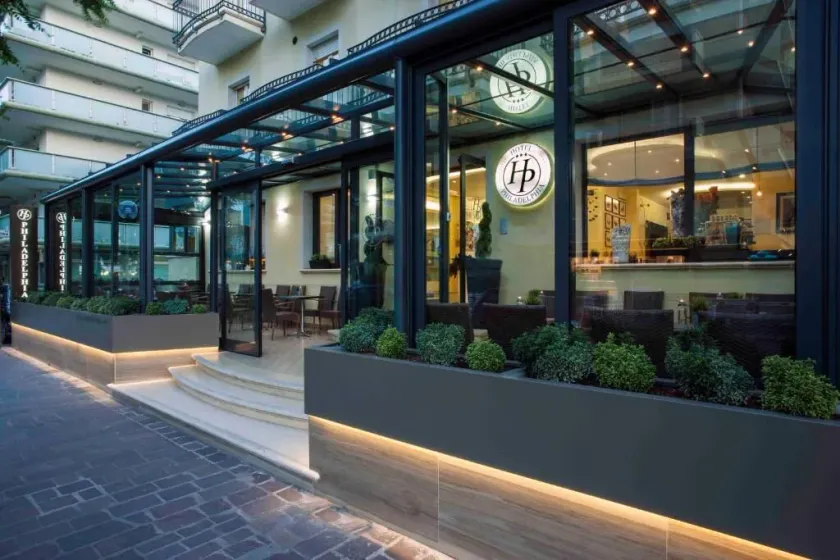 Hotel Philadelphia - Image 1