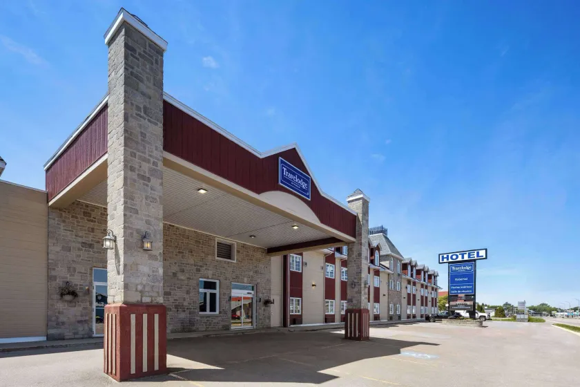 Travelodge by Wyndham Roberval - Image 1
