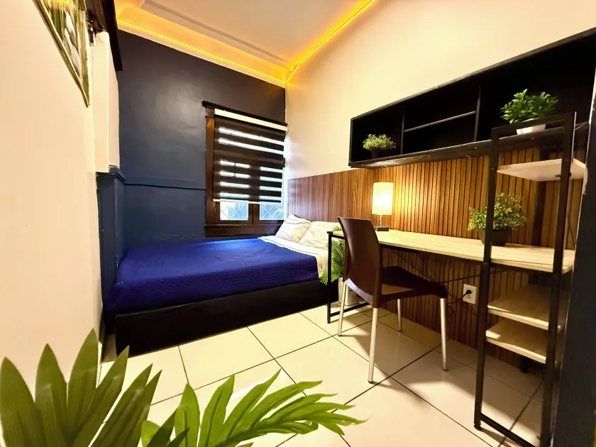Urban Rooms - Hostel - Image 1