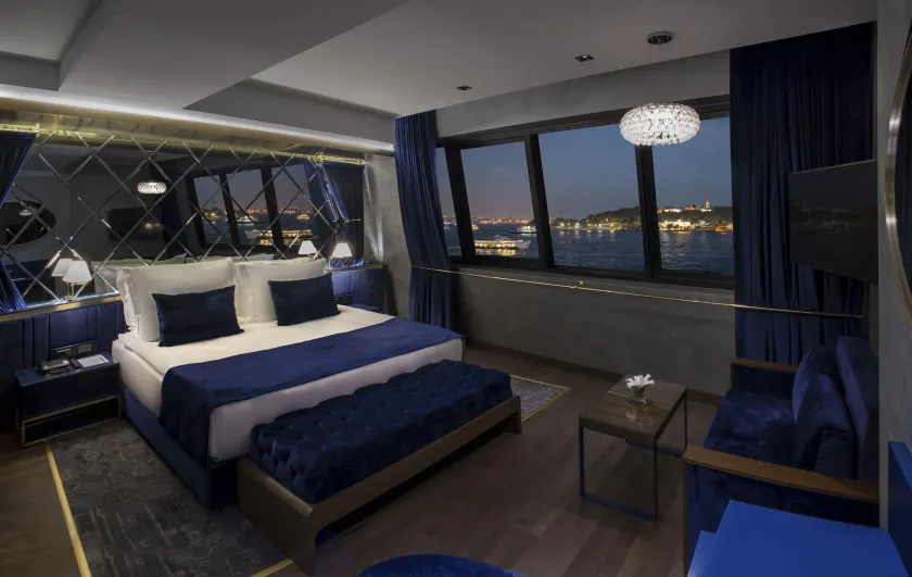 The Wings Hotels Karakoy - Image 1