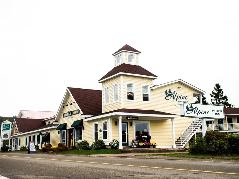 Alpine Motor Inn - Image 1
