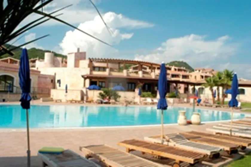 Residence Il Borgo di Porto Corallo - Image 1
