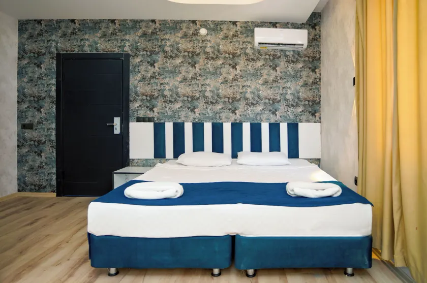 Miss Cleopatra Hotel - Image 1