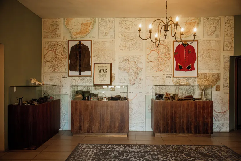 Cheetah Ridge Lodge - Hall