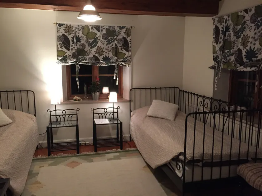 Björkåsa Gård Bed & Box - Image 1