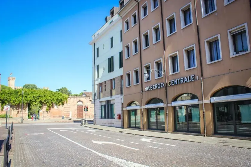 Hotel Centrale - Image 1
