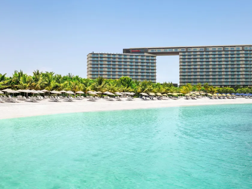 Mövenpick Resort Al Marjan Island - Image 1