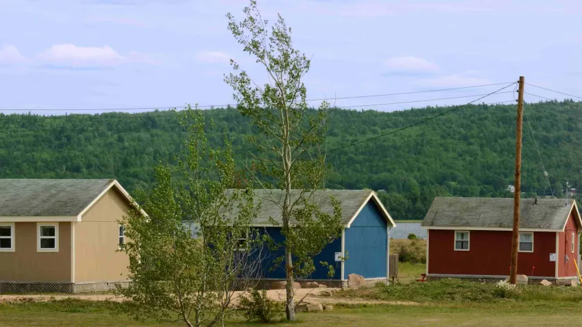 Crown Cove Cottages - Image 1