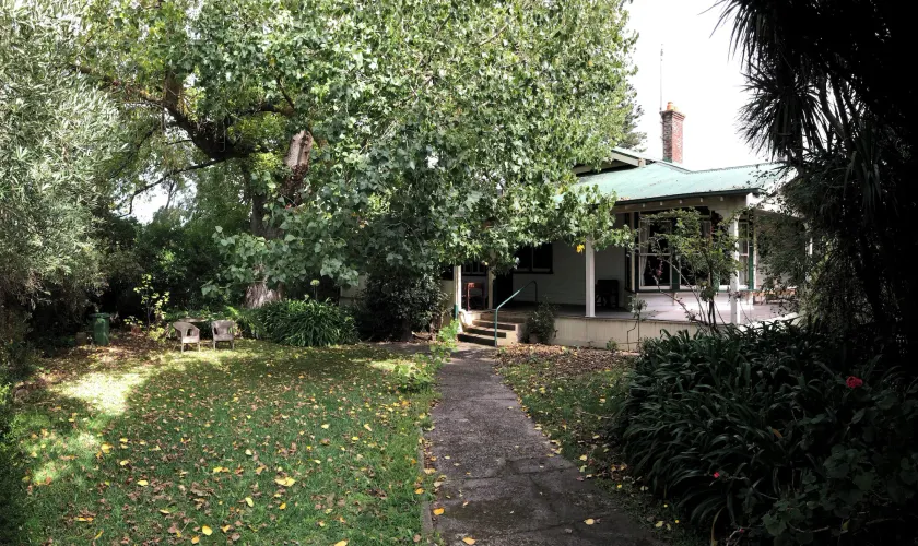 Lorelei Bed & Breakfast - Image 1