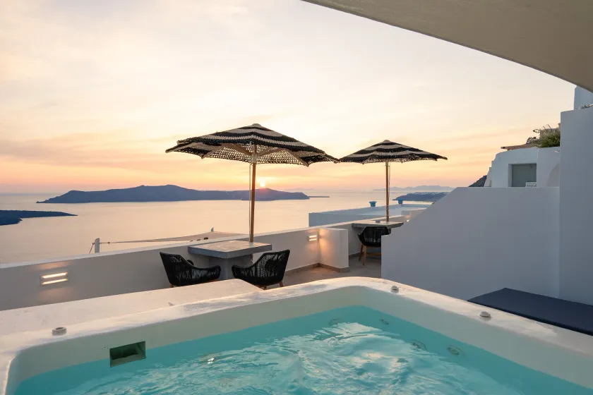 Asha Luxury Suites - Image 1