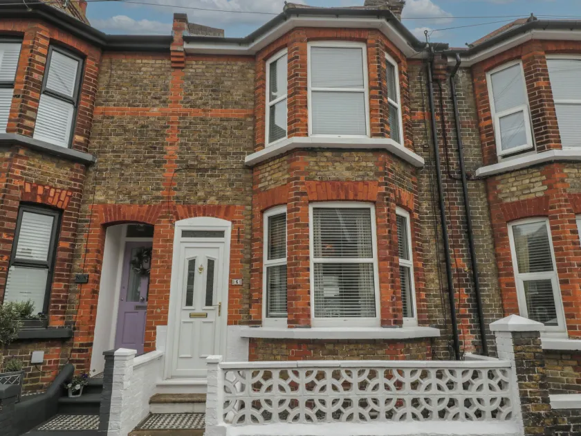 6 Sydney Road - Image 1