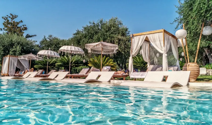 Nefeli Hotel - Image 1