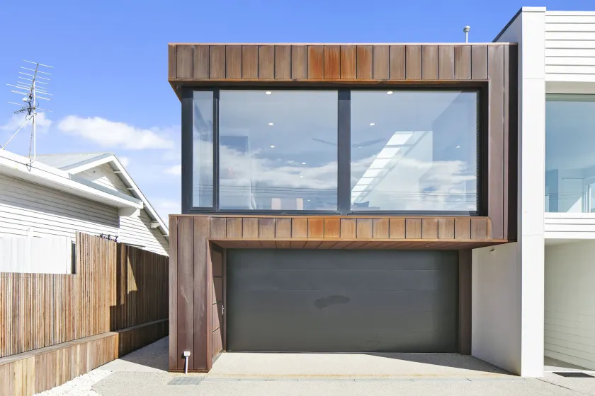 Apollo Bay Beach House - Image 1