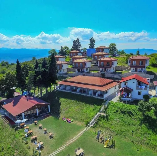 Akamoy Boztepe Hotel & restaurant - Image 1