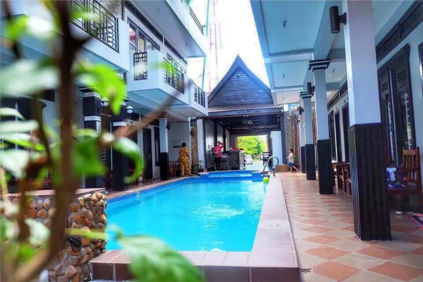 VIBOLA Guesthouse - Image 1