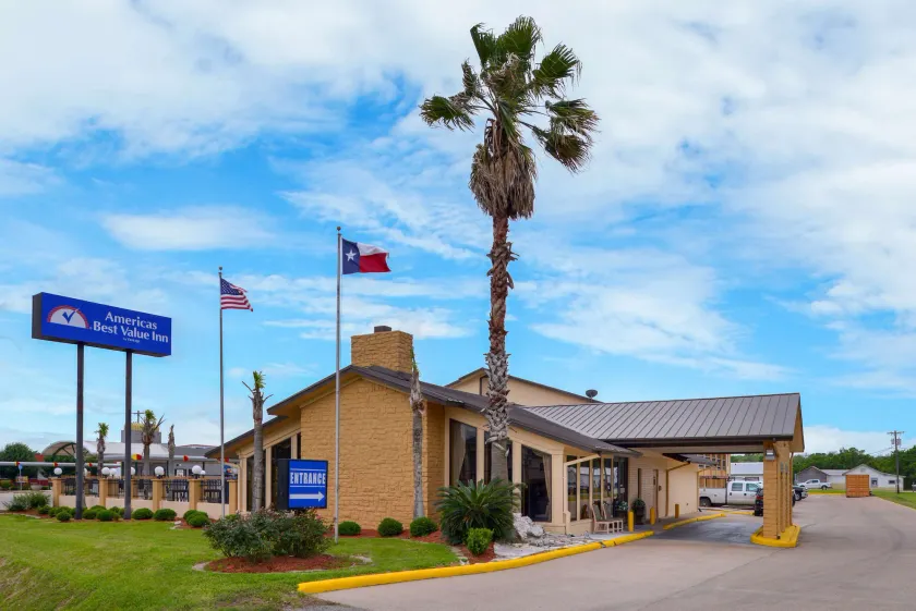 Americas Best Value Inn West Columbia - Image 1