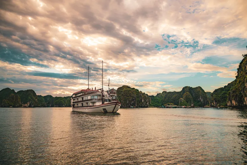  Heritage Line Ginger Cruise – Ha Long Bay & Lan Ha Bay - Image 1