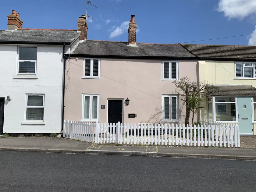 Smugglers Cottage - Image 1