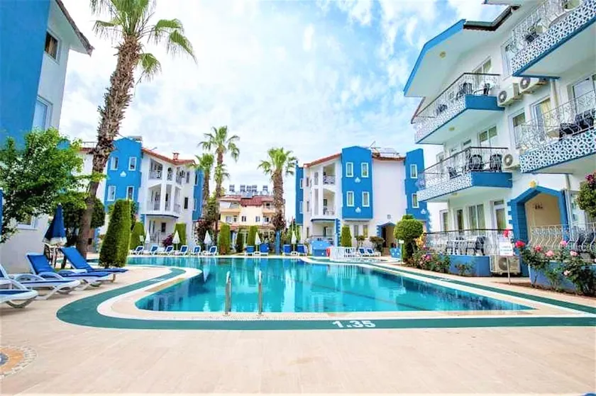 Popular 1 bed Apart Home in Central Side With Many on Site Amenities Facilities - Image 1