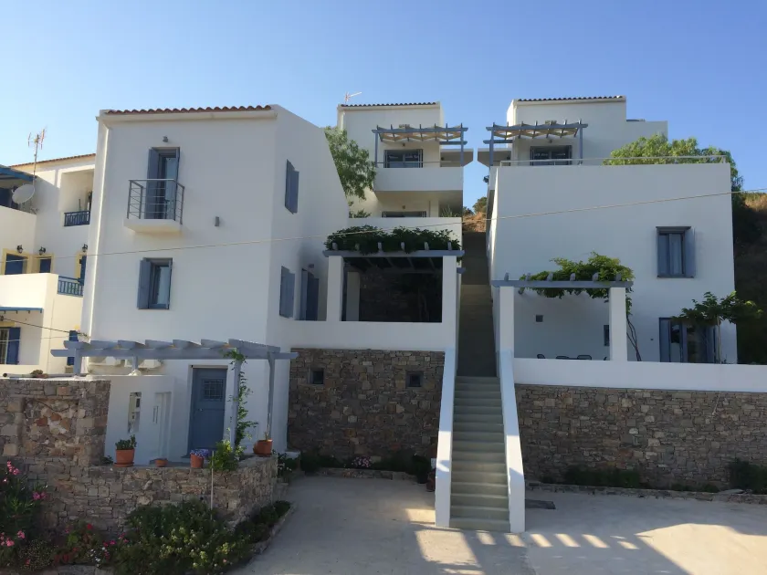 Zathea Apartments - Image 1