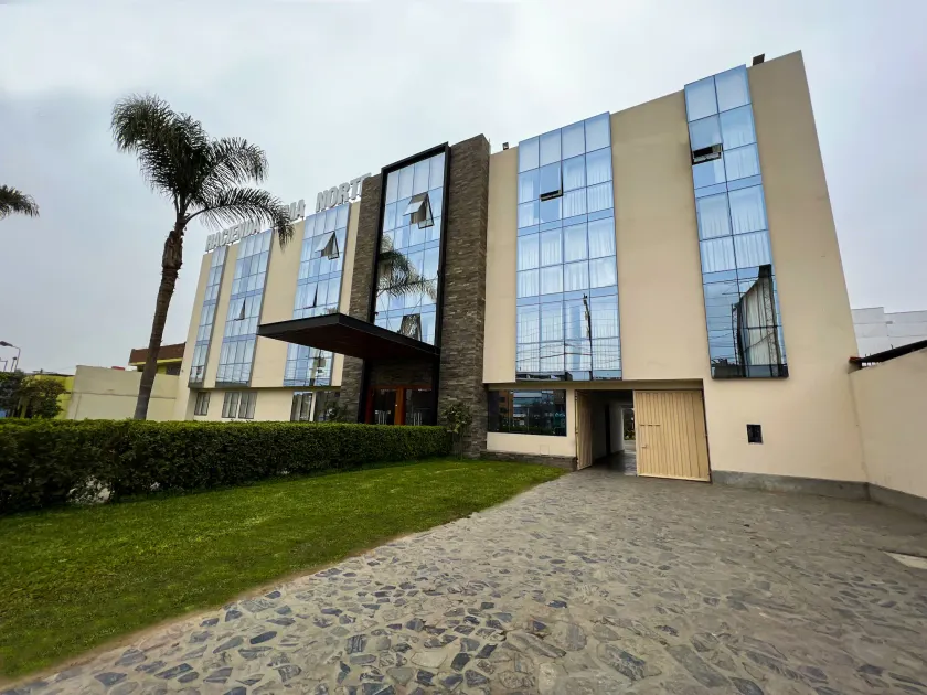 Hotel Hacienda Lima Norte - Image 1