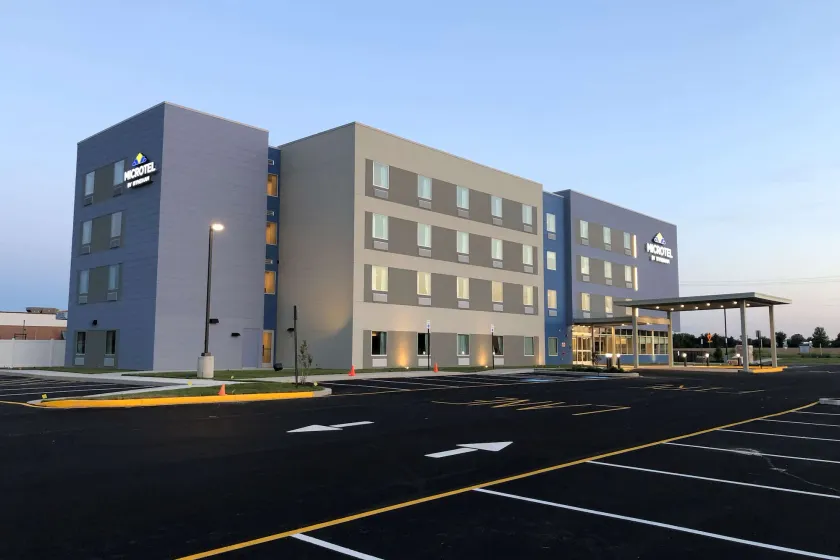 Microtel Inn & Suites by Wyndham Milford - Image 1