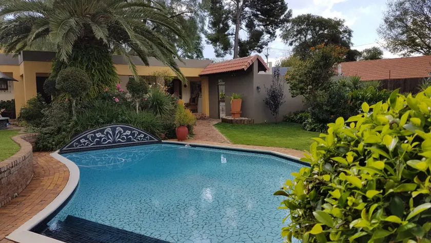 Jubilee Lodge Guest House - Image 1