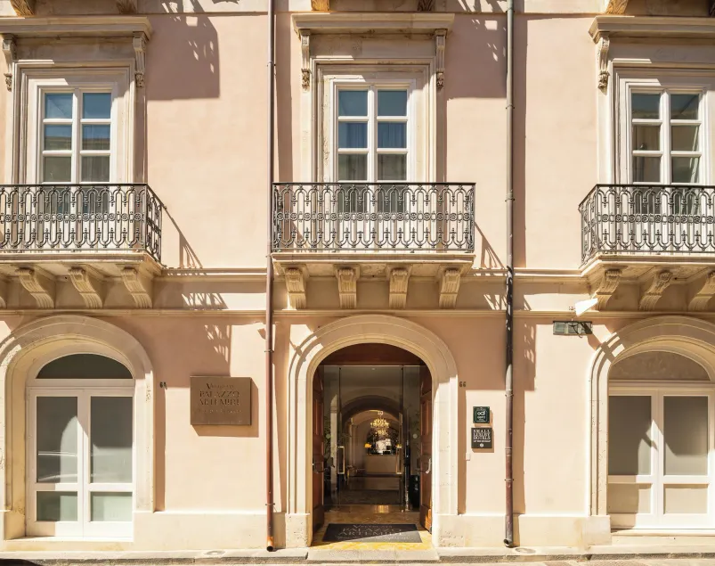  Palazzo Artemide - VRetreats, SLH Collection - Image 1