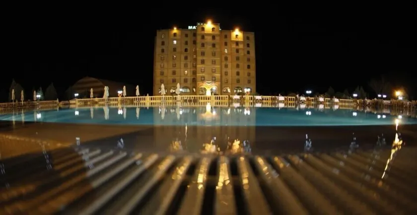 Matiat Hotel - Image 1