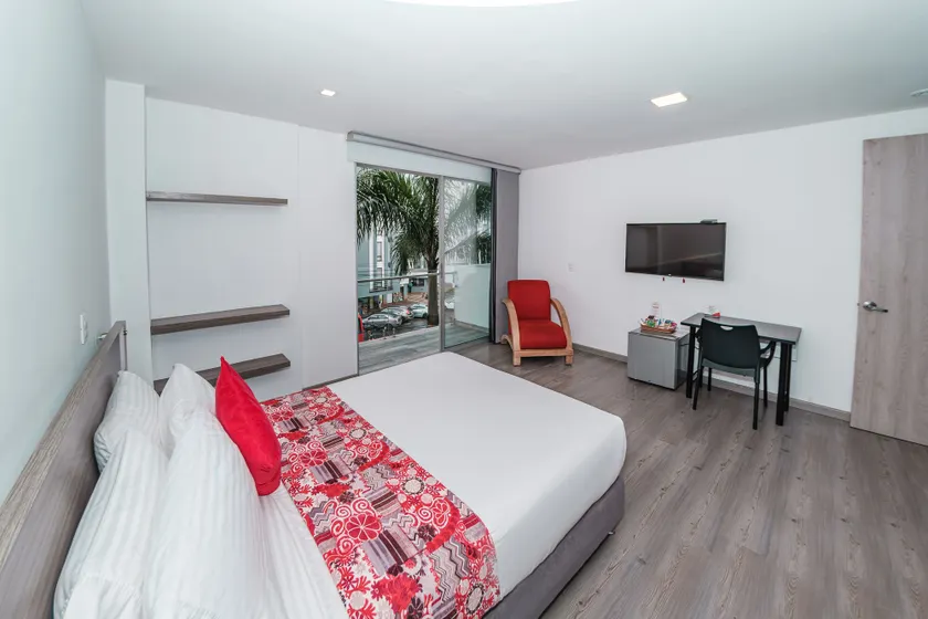 Hotel Portal Del Norte - Image 1