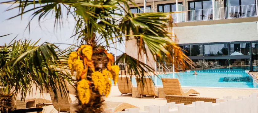 SlowDown Bottsand Hotel und Spa - Image 1