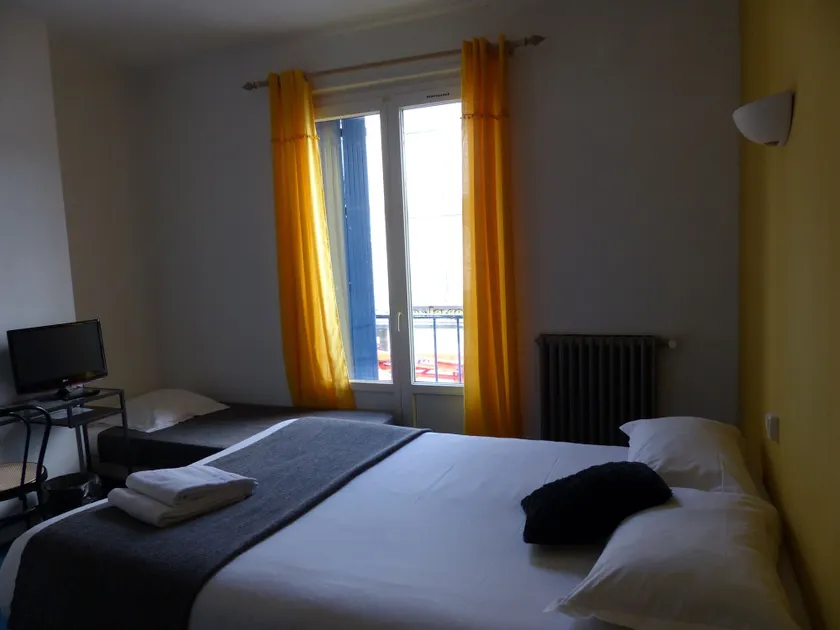 Hotel La Belle Etoile - Image 1