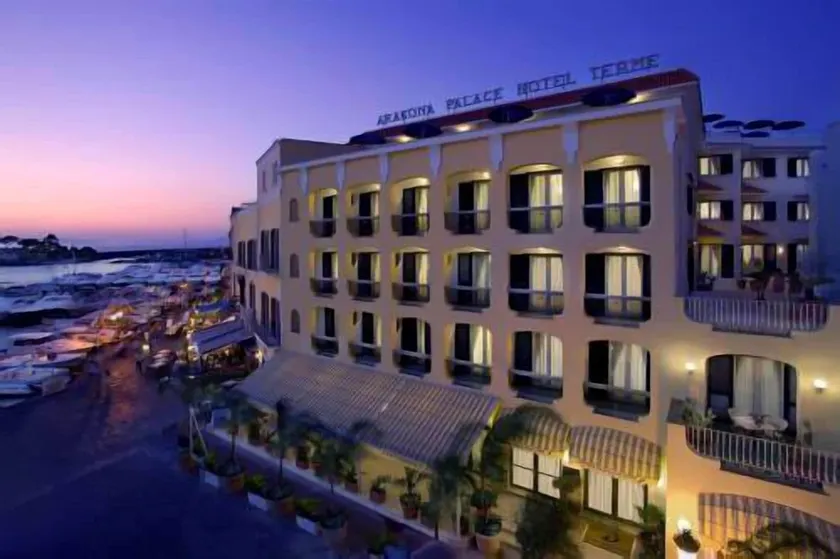 Aragona Palace Hotel & Spa - Image 1