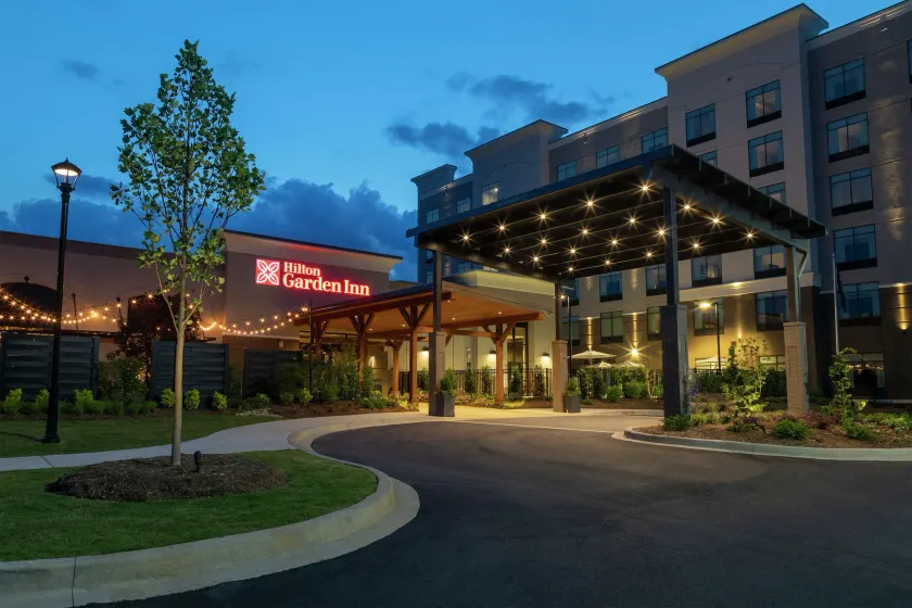 Hilton Garden Inn Spartanburg - Image 1