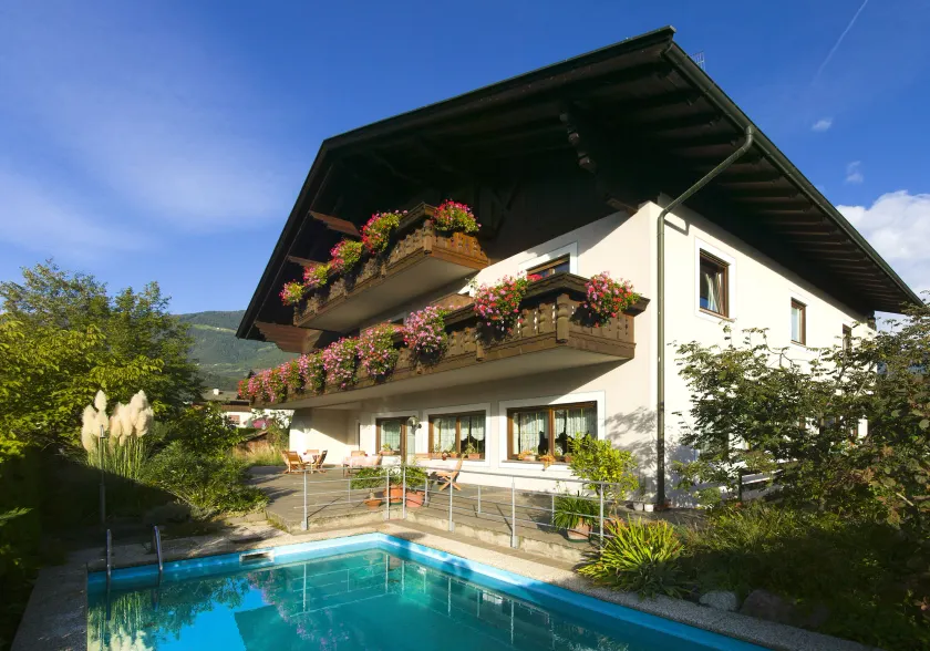 Bed&Breakfast Pension Hilpold - Image 1