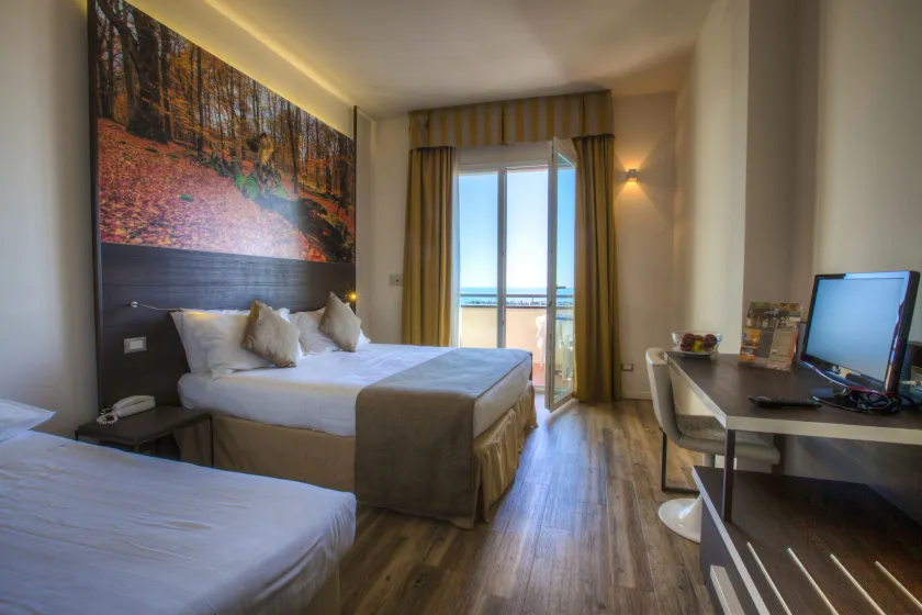 Hotel Life - Natural Style Rimini - Image 1