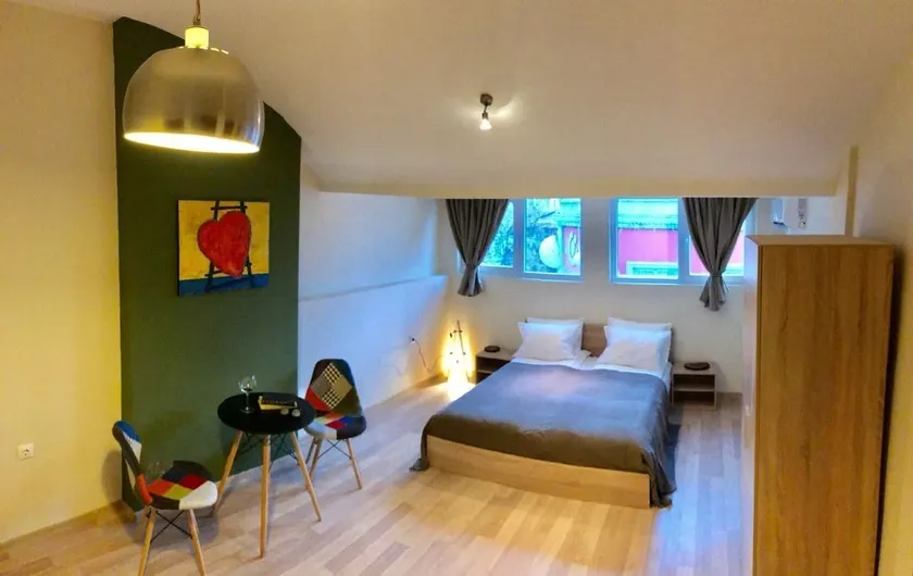 SKYLER GUEST HOUSE - Image 1