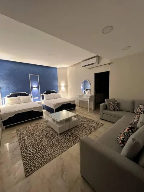 Lucky Hostel - Image 1