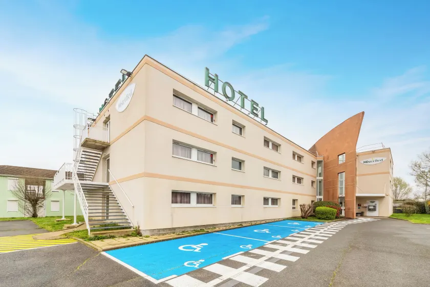Hôtel Mister Bed Chambray Les Tours - Image 1