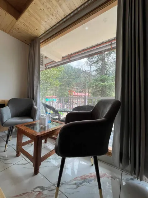 Hotel Travica A Riverside Retreat Kasol Centrally Heated & Air Cooled - Image 1