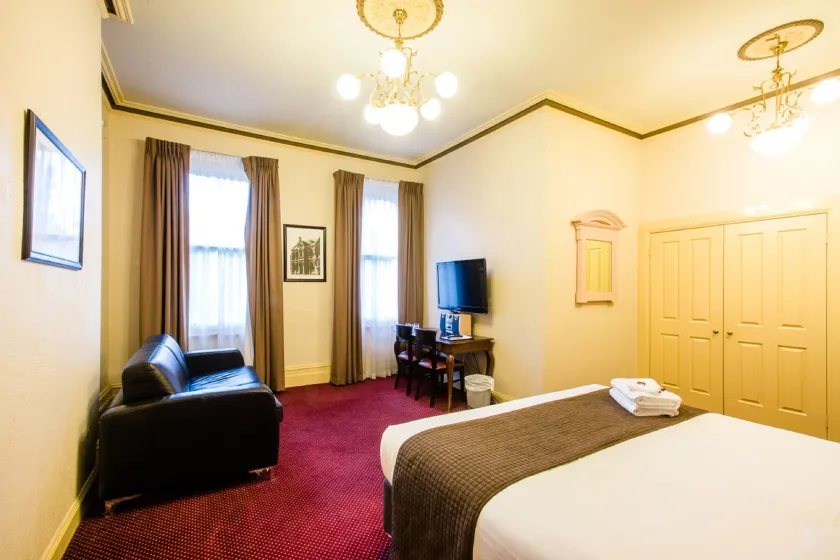 The Glenferrie Hotel Hawthorn - Image 1