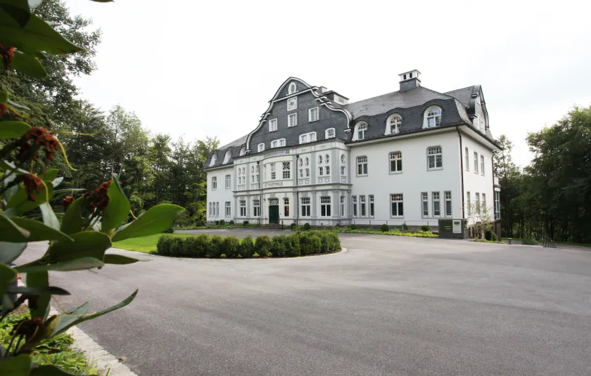 Seminar- & Tagungshotel Große Ledder - Image 1