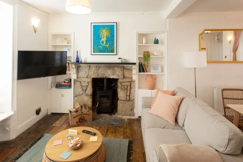 11 Belgravia Street - Image 1
