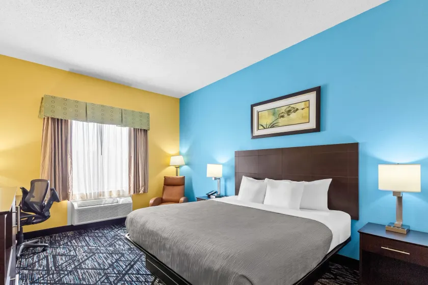 Quality Inn Litchfield Route 66 - Image 1