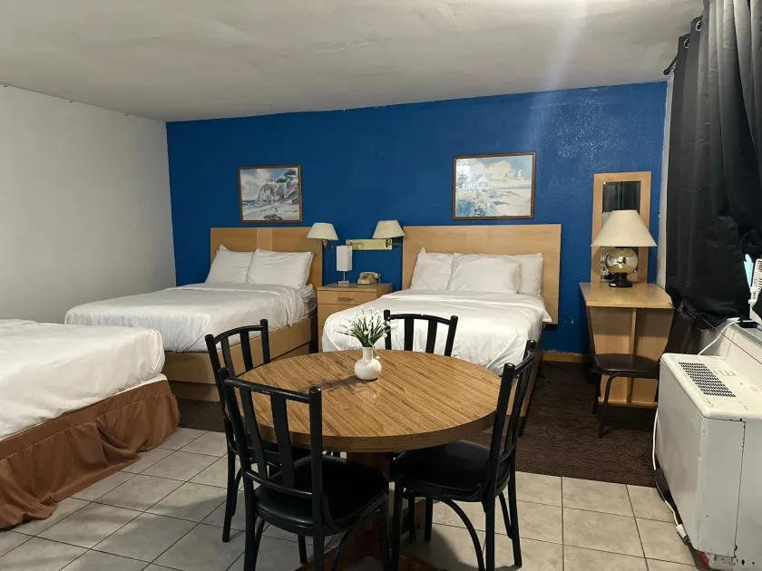 Tides Inn at Stehli Beach - Image 1