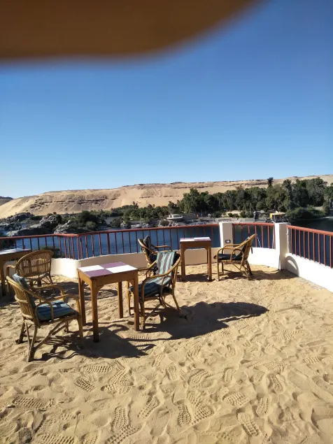 El Prince Guesthouse - Image 1
